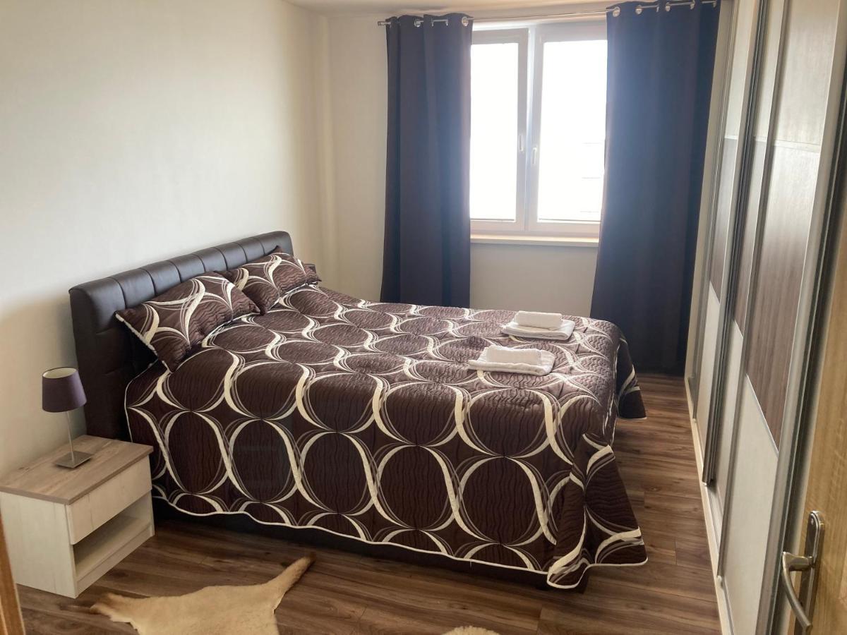 2 Rooms Apartment In Michalovce Exteriér fotografie