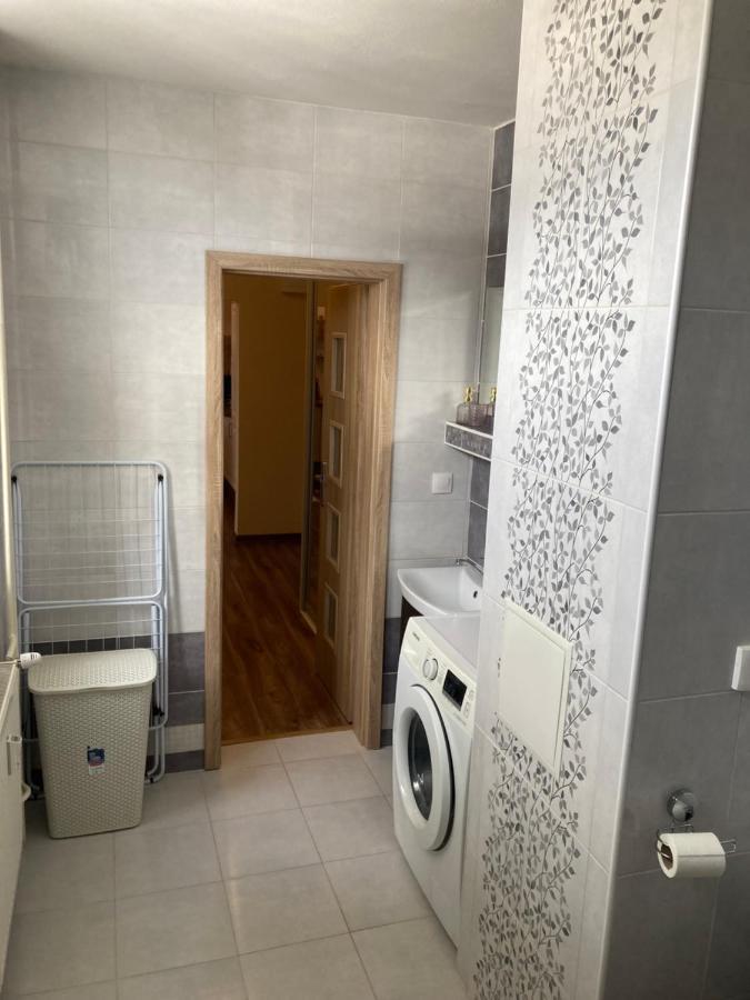 2 Rooms Apartment In Michalovce Exteriér fotografie
